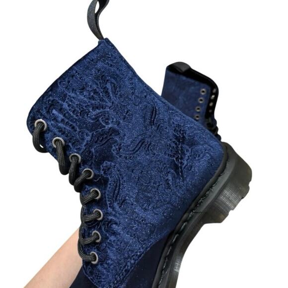Dr. Martens 1460 Navy Brocade Velvet Lace-Up Combat Boots EU38 US7 Trending NEW - Picture 10 of 13